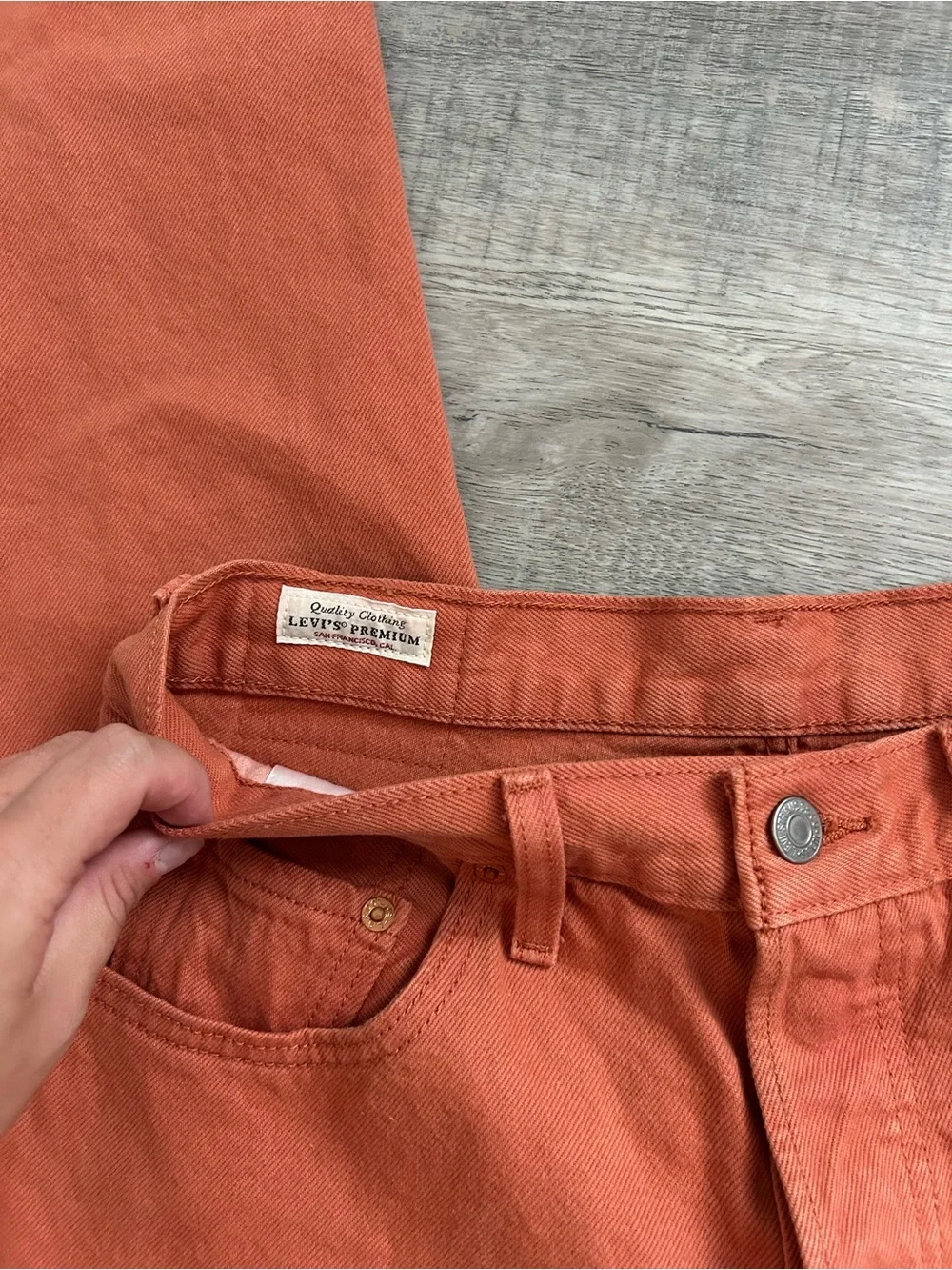 Levi’s Premium 501 Original Crop Jeans 28x26 Terracotta Burnt Orange Button Fly